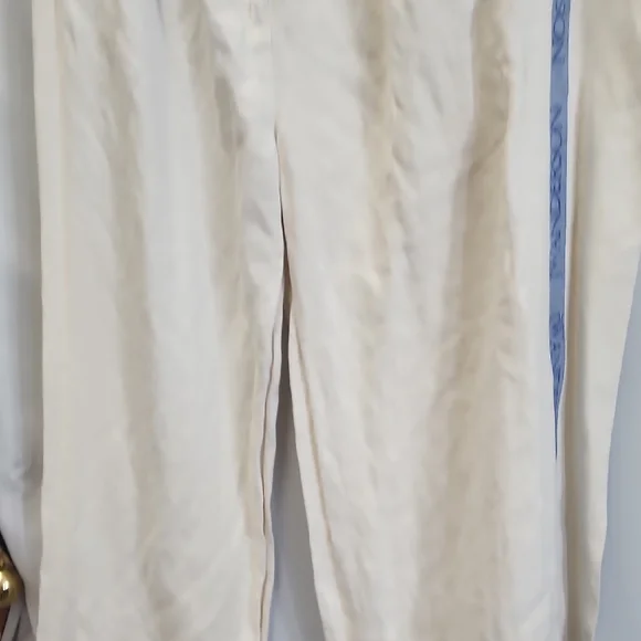 (0434) Cream Wide-Leg Pants with Blue Stripe On Side Panel - Picture 5 of 11